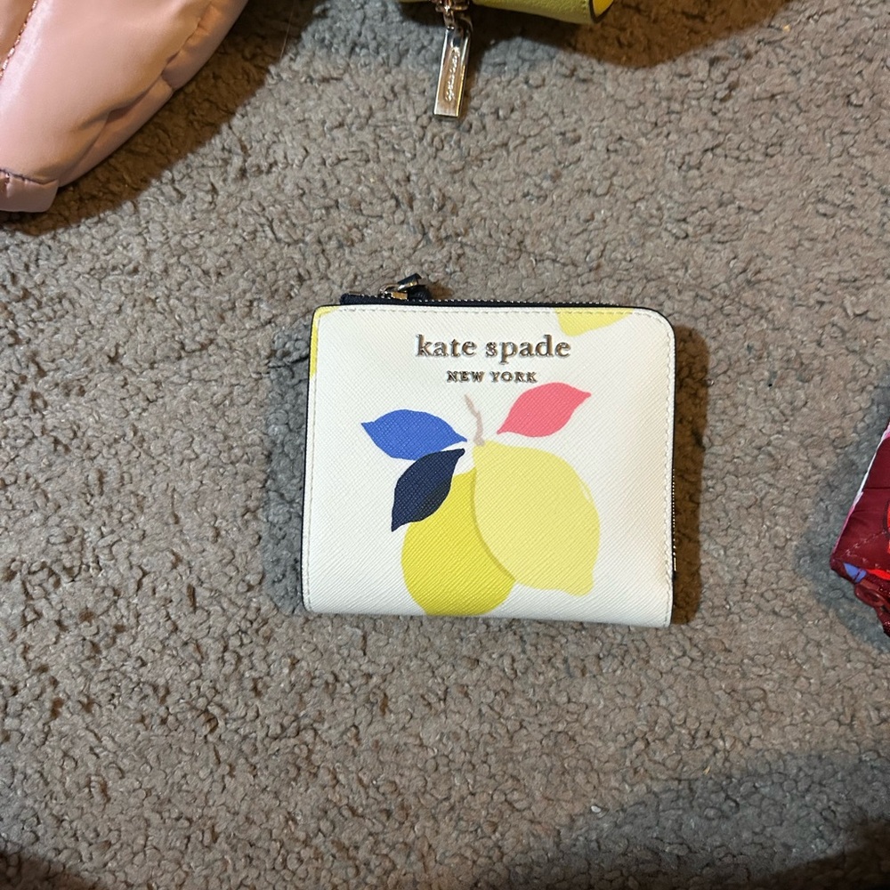 Kate Spade White Wallet with Lemon Design